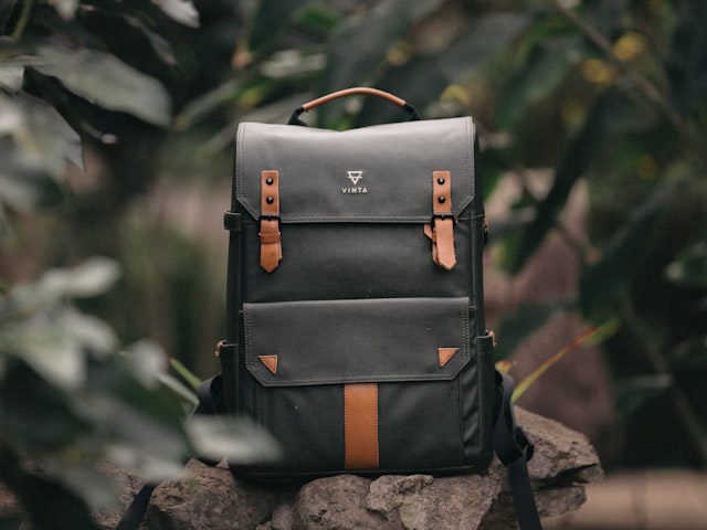 Elite Maroon Active